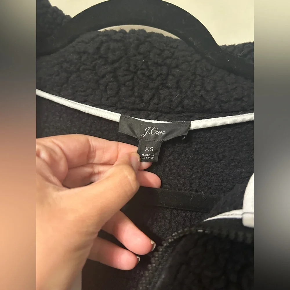 J.Crew Polartec® Fleece Black Half-Zip Pullover Jacket - Picture 4 of 8